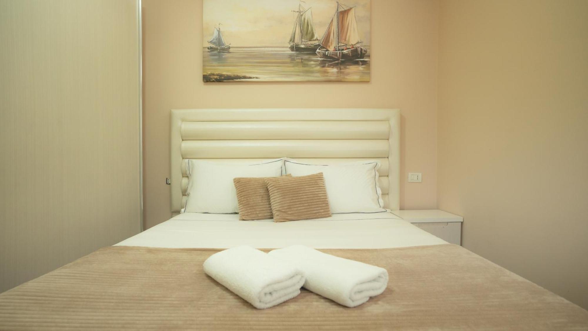 Gent'S Inn Durrës Extérieur photo